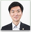 春田　壮史